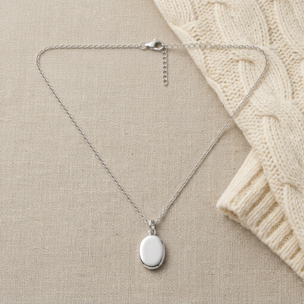 Everyday Stillness Oval Pendant Necklace for Effortless Elegance